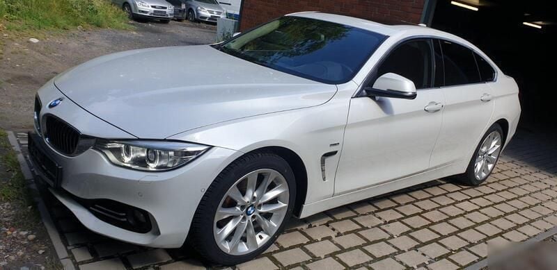 Weiß Gebraucht 2015 BMW 420 Luxury Line Limousine | 20.900 € (Teuer) - Bild 1/4