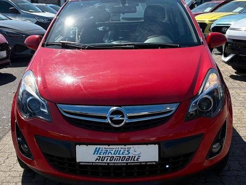 Gebraucht Opel Corsa Innovation 118 PS (86 kW) 2011 Rot Kleinwagen