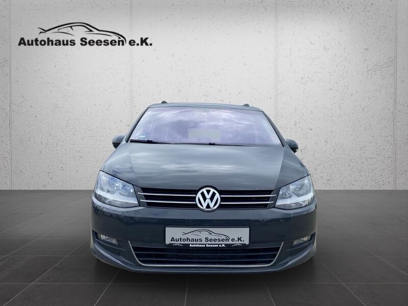 Gebraucht VW Sharan Cup 140 PS (102 kW) 2014 Grau Van / Kleinbus