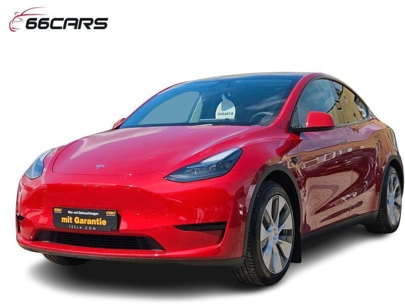 Rot Gebraucht 2023 Tesla Model Y Standard Range SUV | 29.980 € (Guter Preis) - Bild 1/4