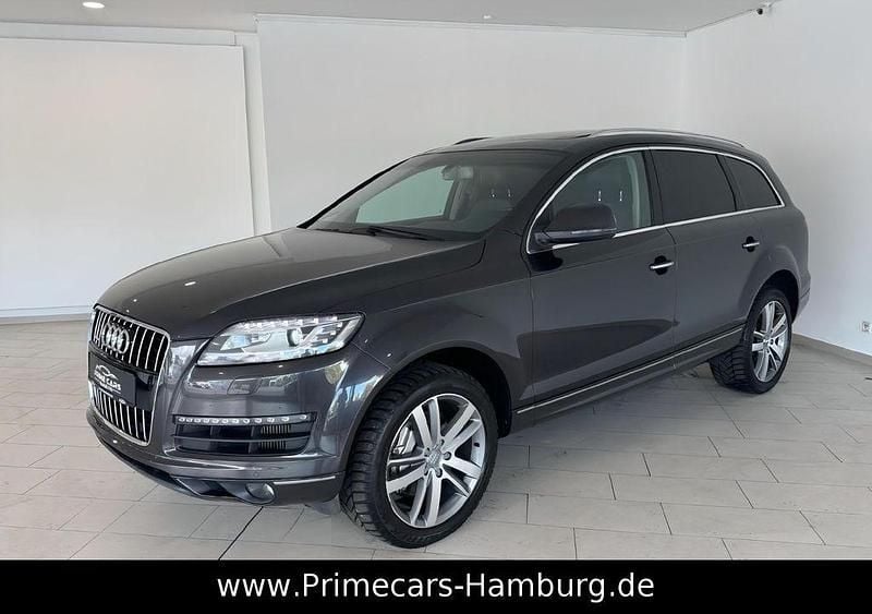 Grau Gebraucht 2013 Audi Q7 Ambiente SUV | 23.490 € (Teuer) - Bild 1/4