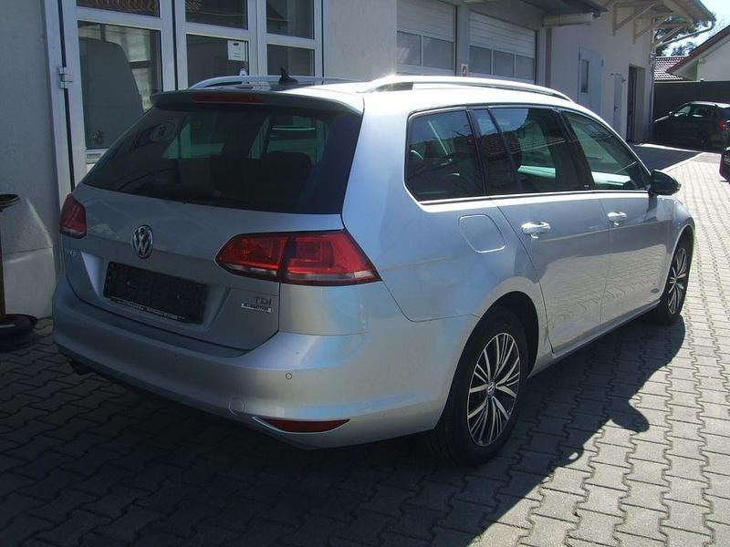 Gebraucht VW Golf VII Allstar 110 PS (80 kW) 2017 Silber Kombi