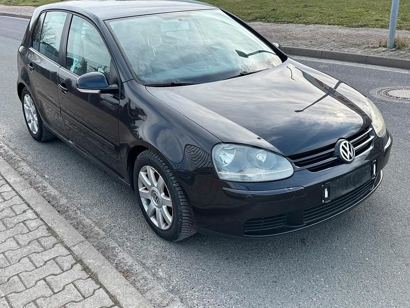 Gebraucht VW Golf IV 105 PS (77 kW) 2004 Kleinwagen