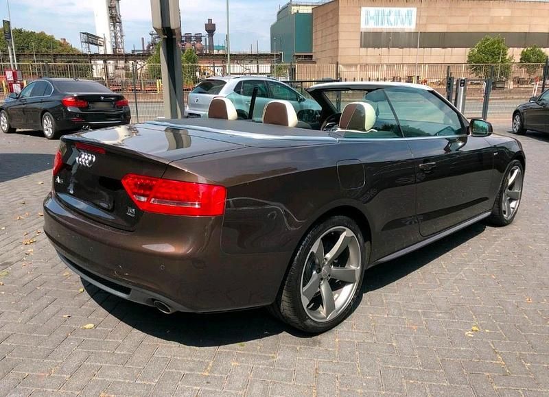 Gebraucht Audi A5 Cabriolet 239 PS (175 kW) 2011 Braun Cabrio