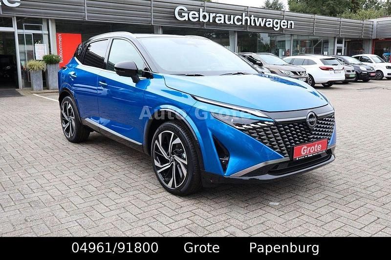 Neu Nissan Qashqai Tekna+ 158 PS (116 kW) 2025 Rot SUV