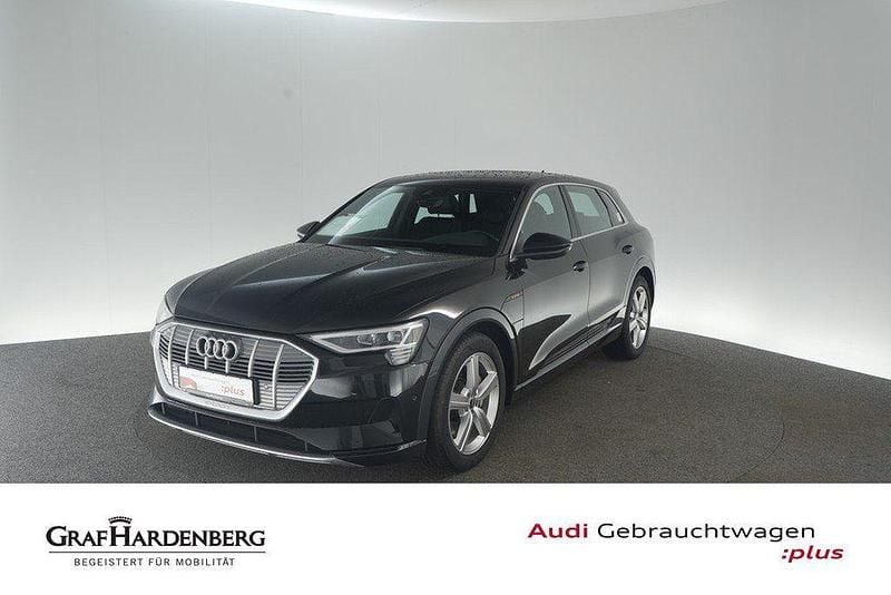 Brillantschwarz Gebraucht 2023 Audi e-tron Advanced Plus SUV | 33.930 € (Guter Preis) - Bild 1/4