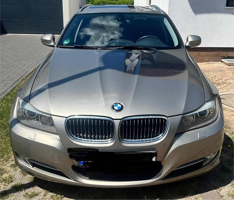 Andere farben Gebraucht 2011 BMW 318 Kombi | 9.000 € (Teuer) - Bild 1/4