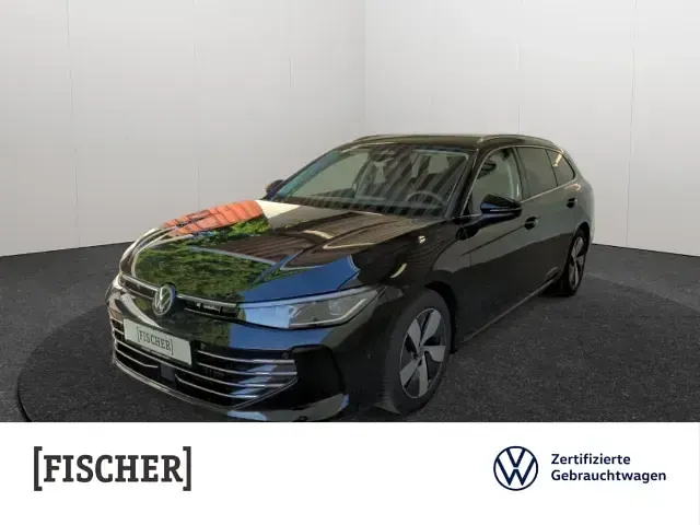 Gebraucht VW Passat Elegance 150 PS (110 kW) 2025 Kombi