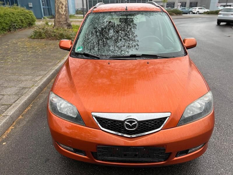 Second-hand Mazda 2 80 CP (58 kW) 2003 Portocaliu Hatchback