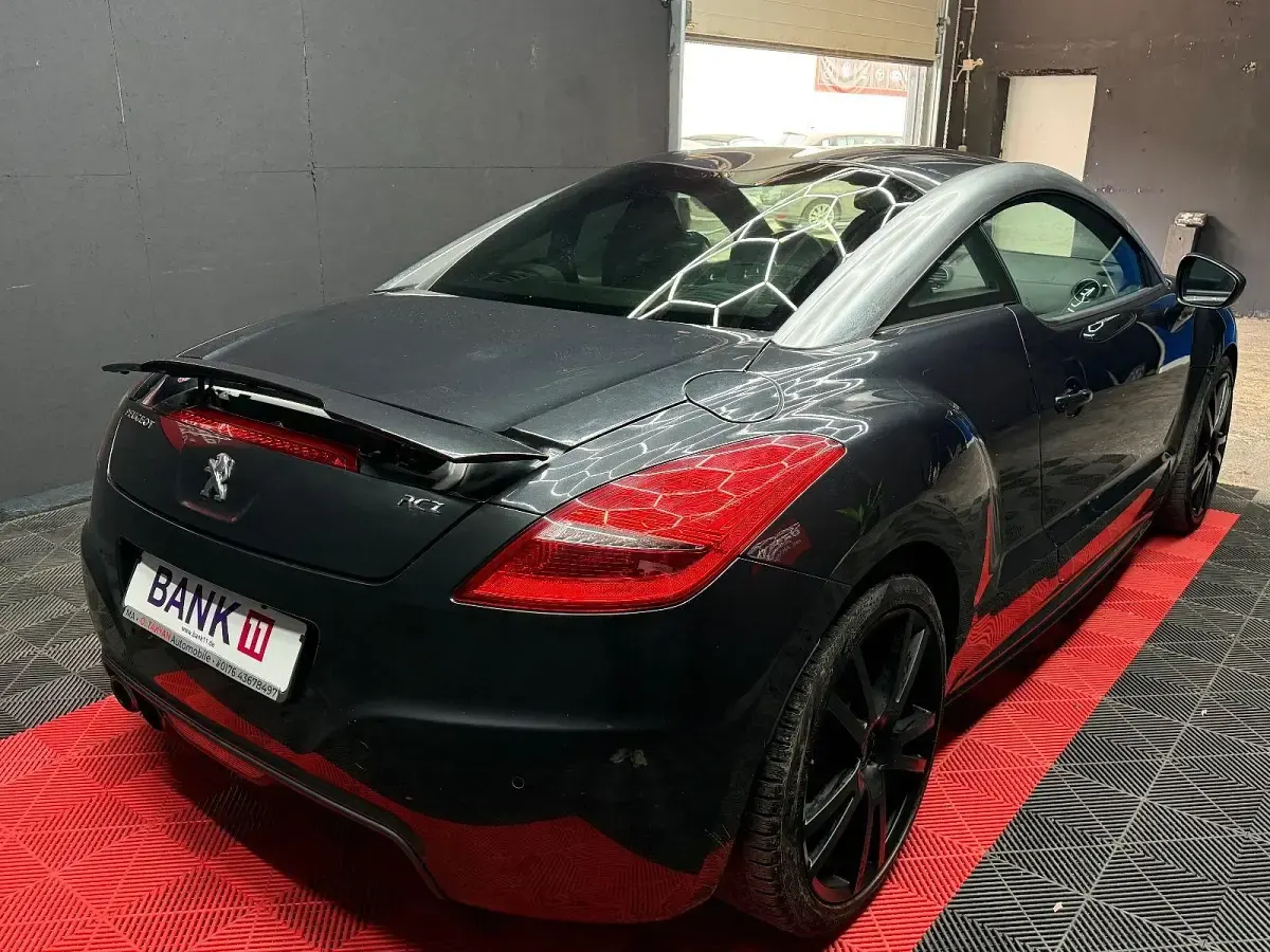 Gebraucht Peugeot RCZ Basis 156 PS (114 kW) 2010 Schwarz Coupé