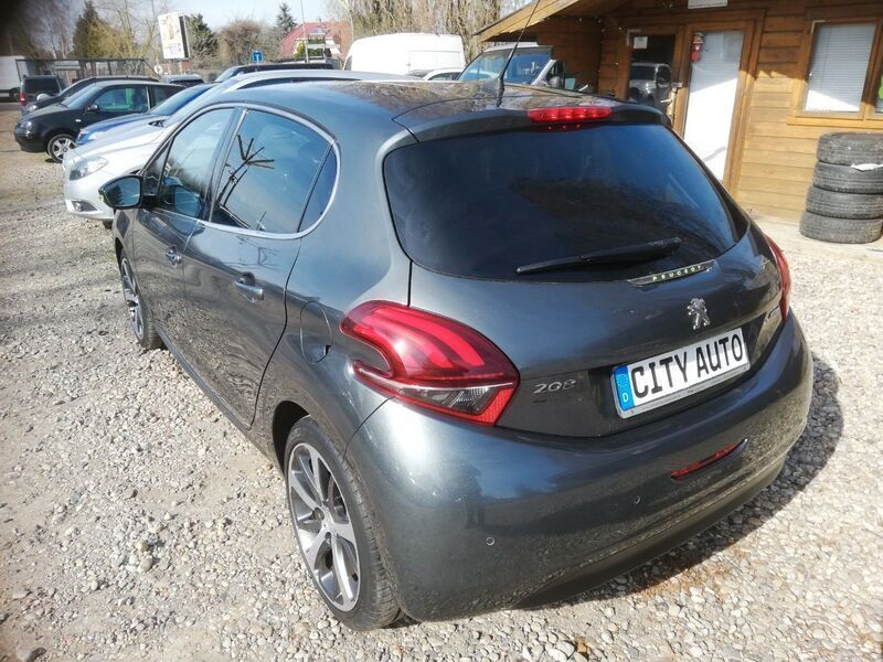 Gebraucht Peugeot 208 Allure 110 PS (80 kW) 2017 Grau Kleinwagen