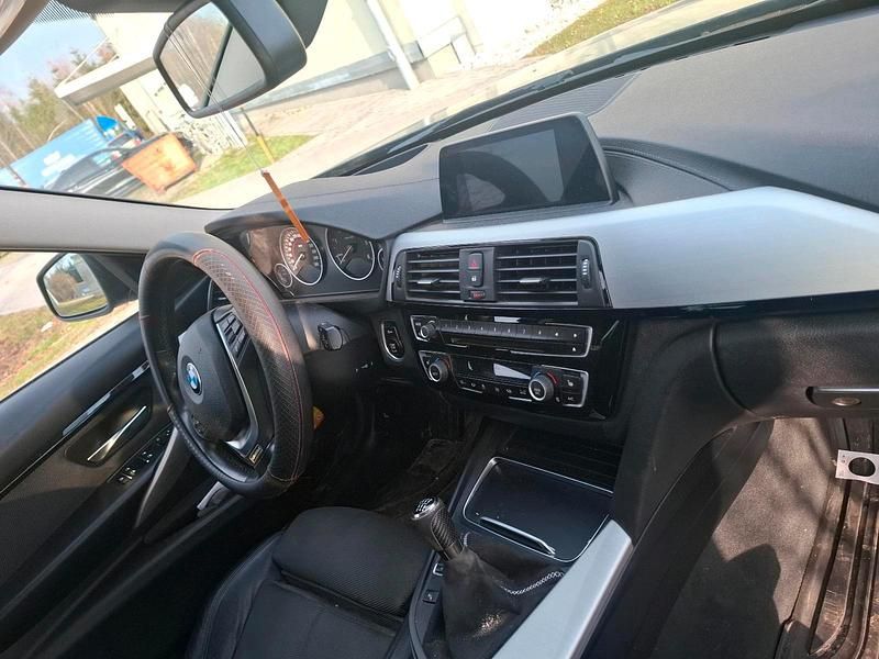 Gebraucht BMW 320 190 PS (139 kW) 2017 Kombi