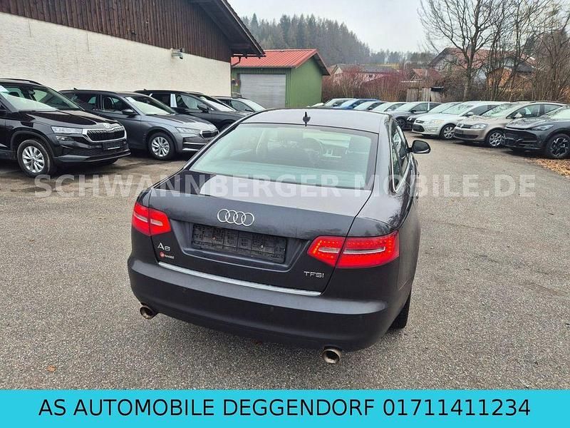 Gebraucht Audi A6 Advanced 170 PS (125 kW) 2010 Grau Limousine