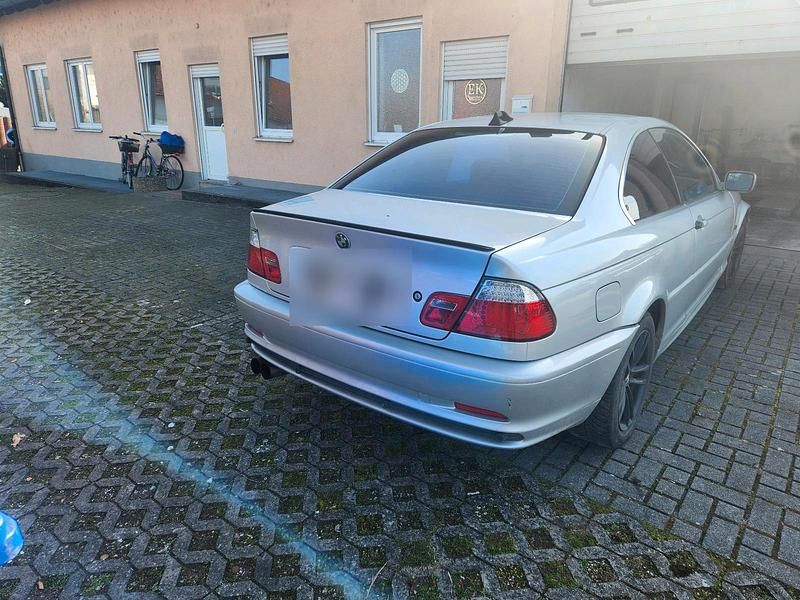 Używany BMW 320 1999 Srebrny Coupe