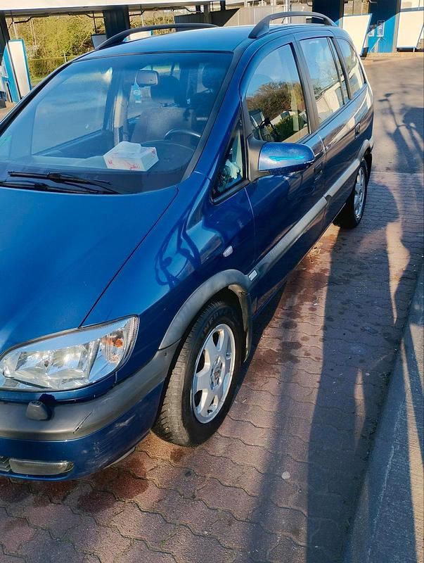 Gebraucht Opel Zafira 125 PS (91 kW) 2002 Blau Van / Kleinbus