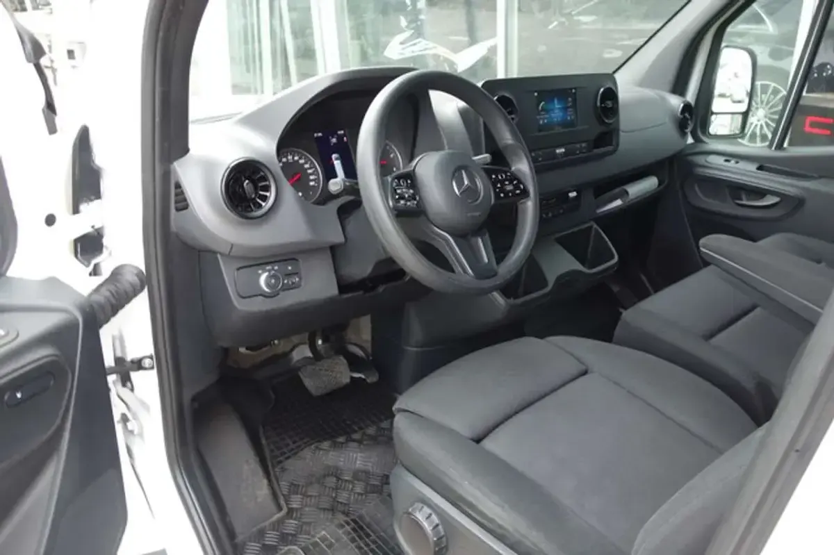 Gebraucht Mercedes Sprinter 170 PS (125 kW) 2022 Weiß Van