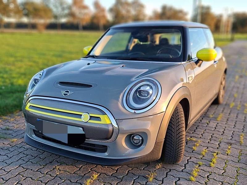 Gebraucht Mini Cooper SE 135 kW (184 PS) 2020 Grau Kleinwagen