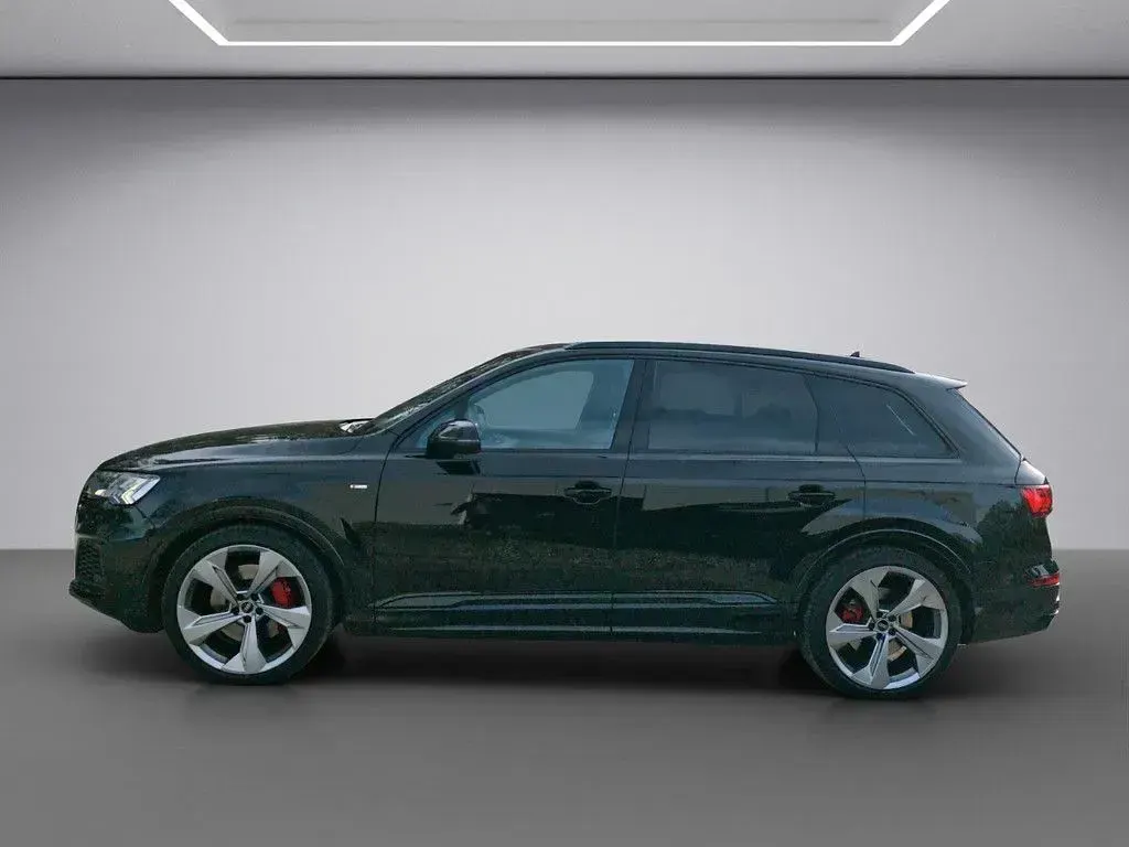 Gebraucht Audi Q7 Competition 340 PS (250 kW) 2023 Mythosschwarz metallic SUV