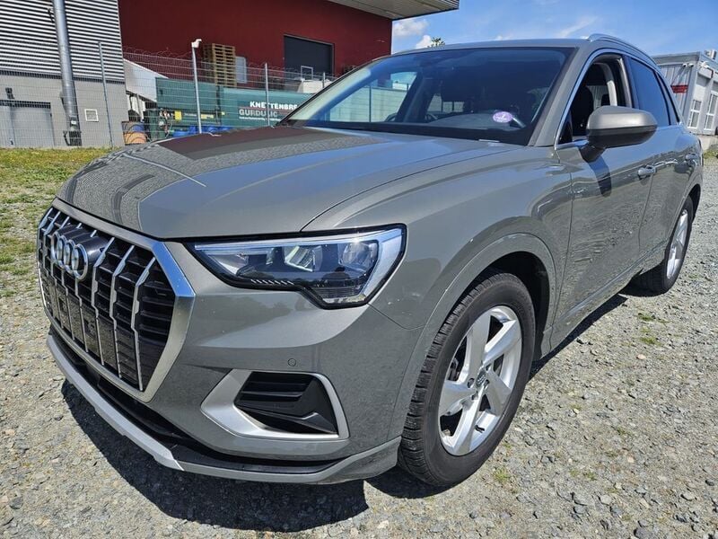 Grau Gebraucht 2020 Audi Q3 Advanced Plus SUV | 20.230 € (Fairer Preis) - Bild 1/4