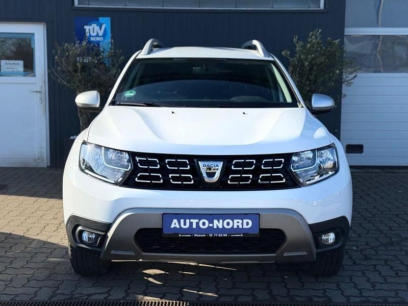 Gebraucht Dacia Duster Prestige 114 PS (83 kW) 2019 Weiß SUV