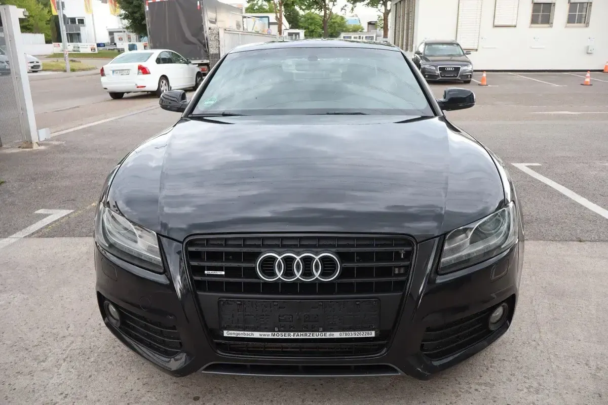 Gebraucht Audi A5 Ambiente 211 PS (155 kW) 2011 Schwarz Coupé