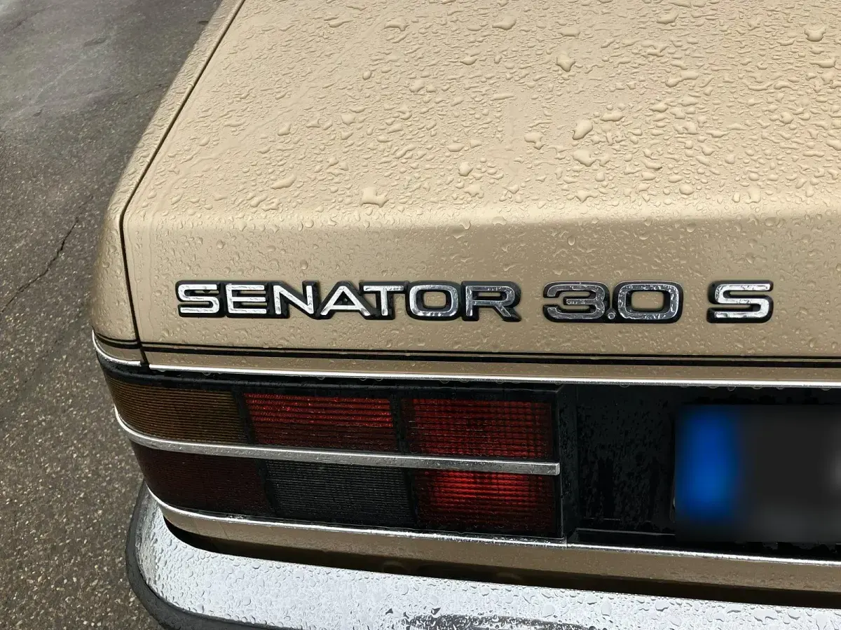 Occasion Opel Senator S 150 ch (110 kW) 1979 Doré Berline