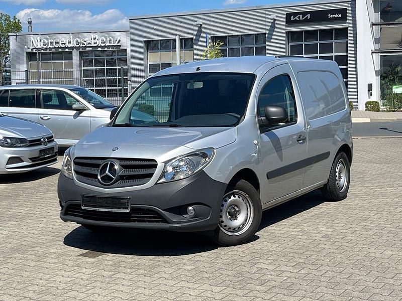 Silber Gebraucht 2016 Mercedes Citan 109 Van / Kleinbus | 5.980 € (Superpreis) - Bild 1/4