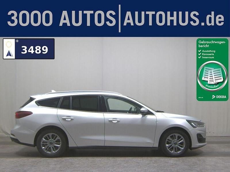 Silber Gebraucht 2023 Ford Focus Titanium Kombi | 13.980 € (Guter Preis) - Bild 1/4
