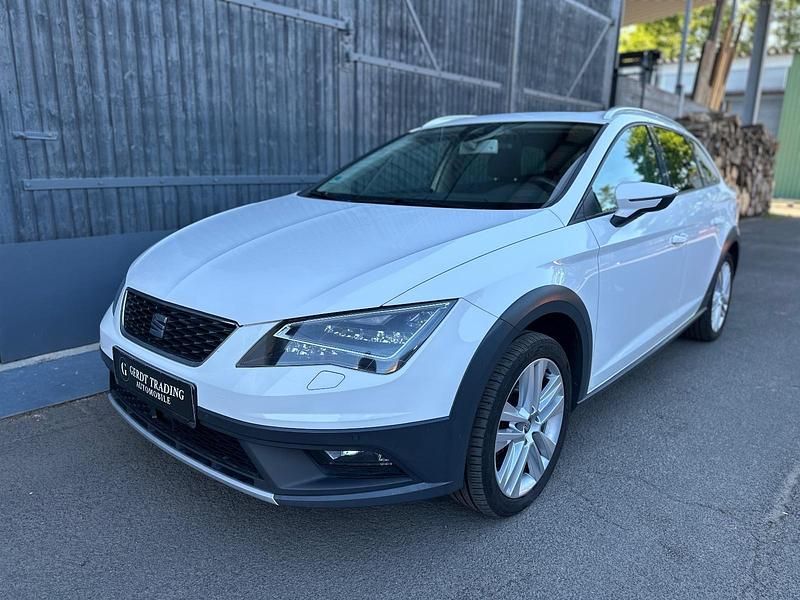 Weiß Gebraucht 2014 Seat Leon X-Perience 4Drive Kombi | 12.900 € (Etwas zu teuer) - Bild 1/4