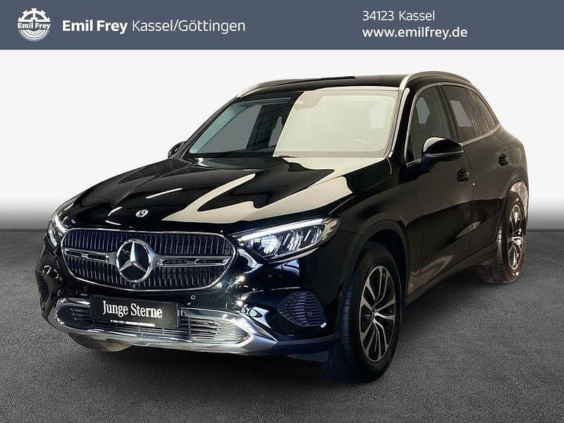 Gebraucht Mercedes GLC200 Advanced 204 PS (150 kW) 2022 Schwarz SUV