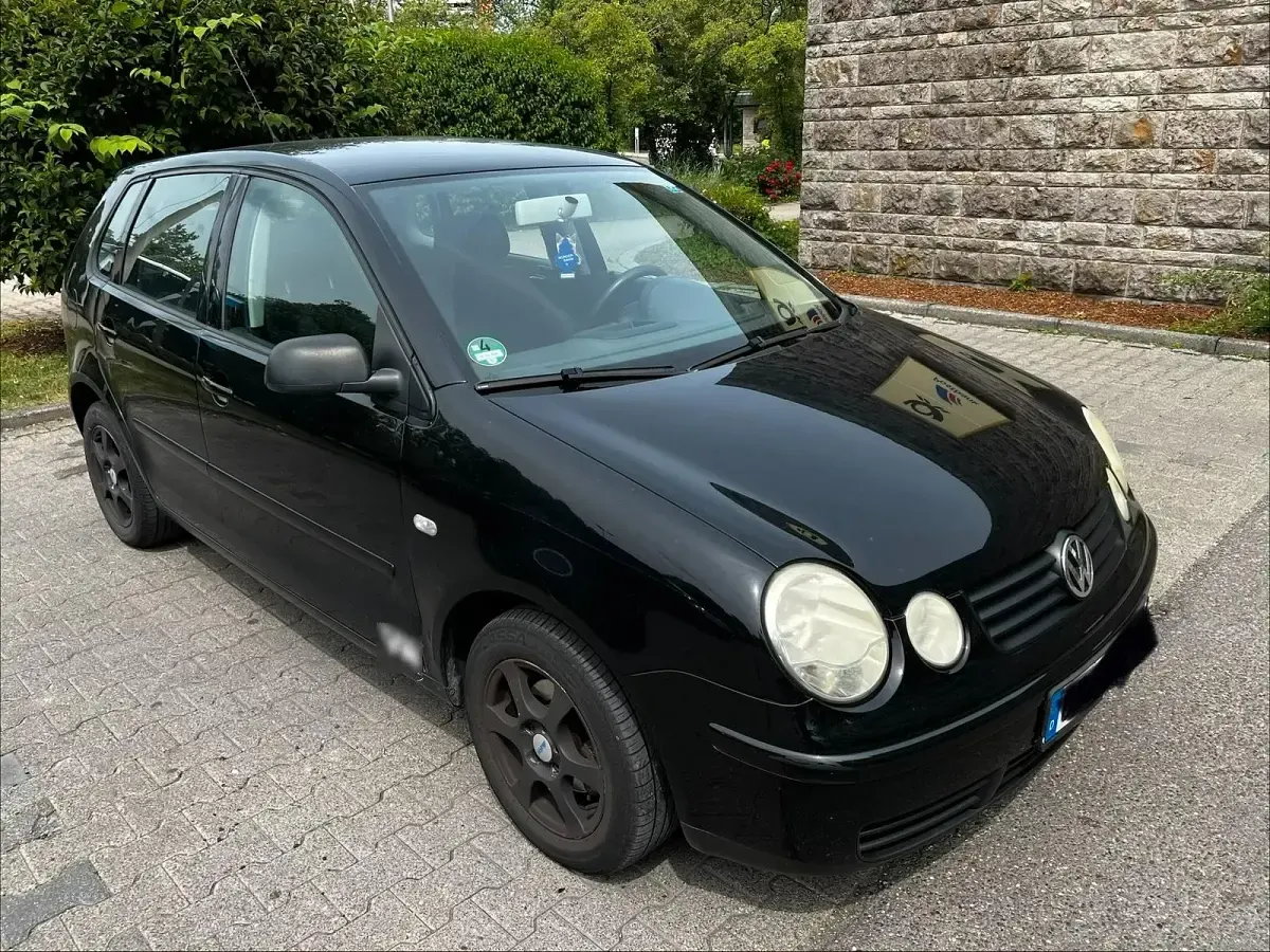 Gebraucht VW Polo 75 PS (55 kW) 2003 Schwarz Kleinwagen