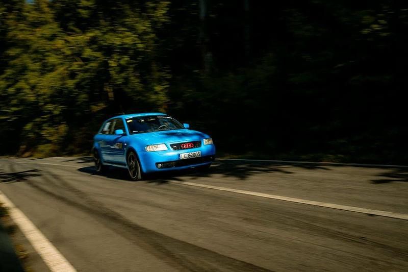 Gebraucht Audi S3 Sport 209 PS (153 kW) 1999 Blau Kleinwagen