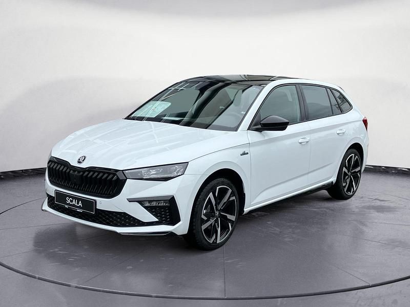 Weiß Neu 2025 Skoda Scala Monte Carlo Kleinwagen | 32.980 € (Teuer) - Bild 1/4