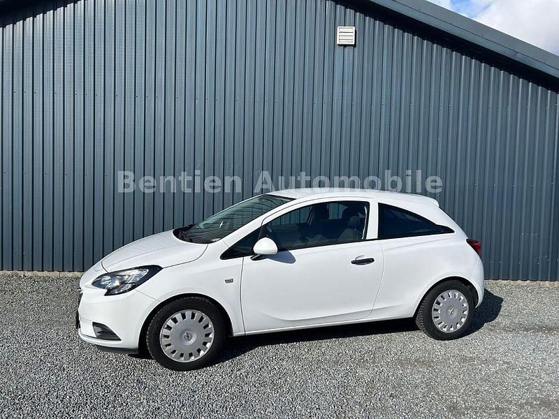 Gebraucht Opel Corsa Selection 69 PS (50 kW) 2017 Weiß Kleinwagen