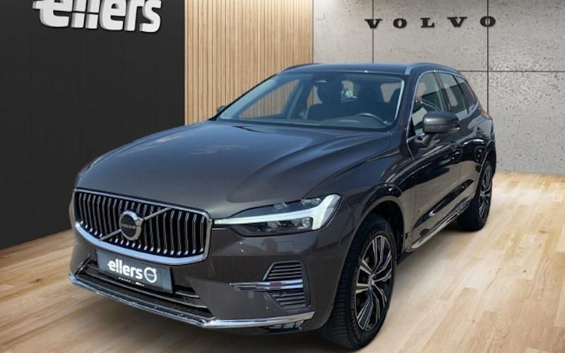 Grau Gebraucht 2022 Volvo XC60 Inscription SUV | 34.750 € (Fairer Preis) - Bild 1/4