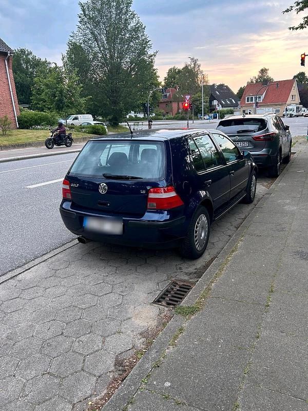 Gebraucht VW Golf IV 105 PS (77 kW) 2003 Kleinwagen