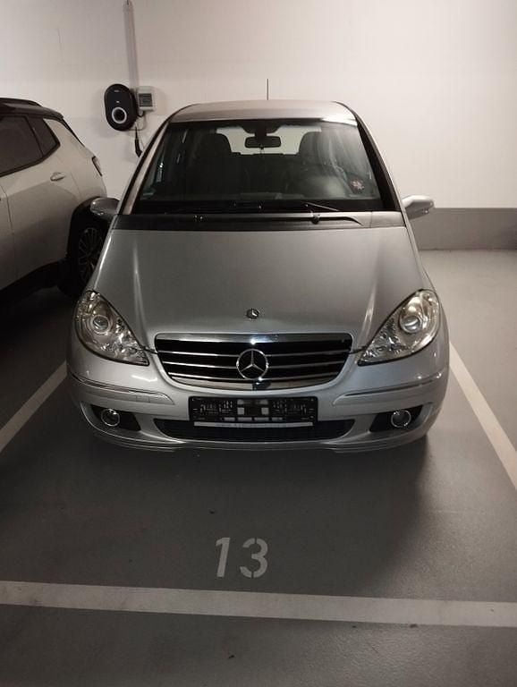 Silber Gebraucht 2006 Mercedes A150 Avantgarde Van / Kleinbus | 2.100 € (Guter Preis) - Bild 1/4