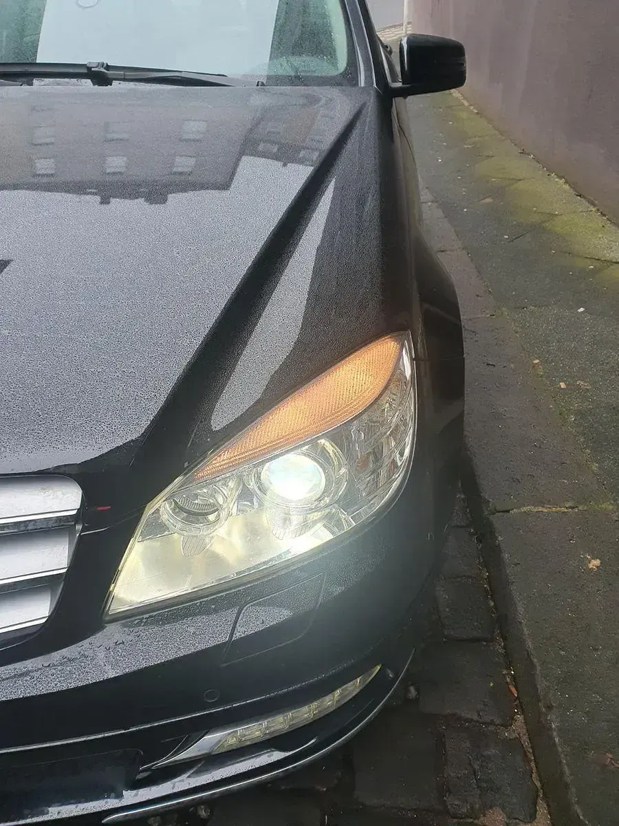 Gebraucht Mercedes C250 204 PS (150 kW) 2011 Schwarz Limousine