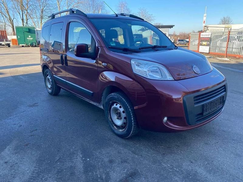 Gebraucht Fiat Qubo Dynamic 77 PS (56 kW) 2012 Braun Van / Kleinbus