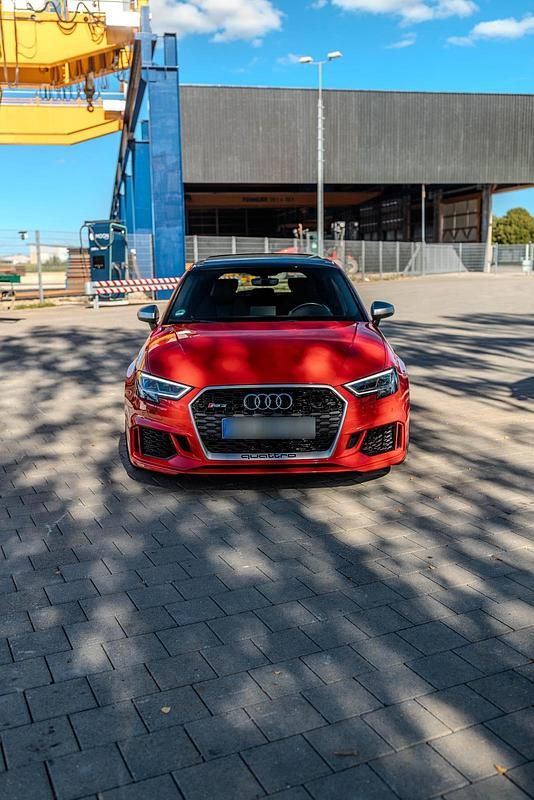 Gebraucht Audi RS3 Sportback 467 PS (343 kW) 2017 Rot Kleinwagen