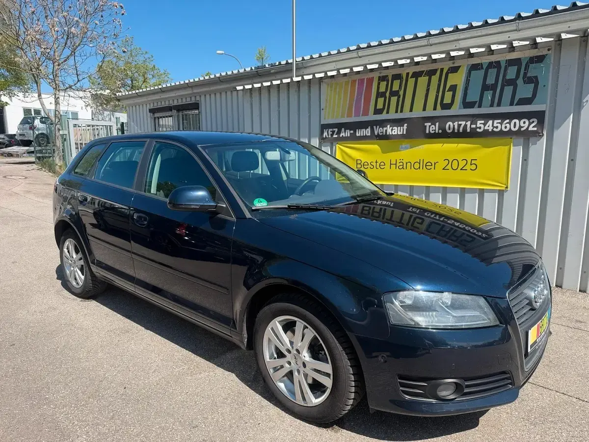 Second-hand Audi A3 Ambition 140 CP (102 kW) 2009 Albastru Hatchback