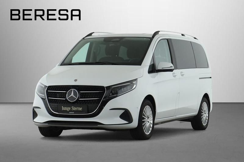 Bergkristallweiß Gebraucht 2024 Mercedes V250 Style Van / Kleinbus | 73.225 € (Fairer Preis) - Bild 1/4