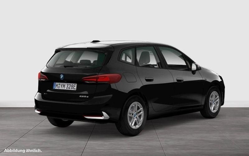 Gebraucht BMW 225 Active Tourer 245 PS (180 kW) 2022 Schwarz Van / Kleinbus