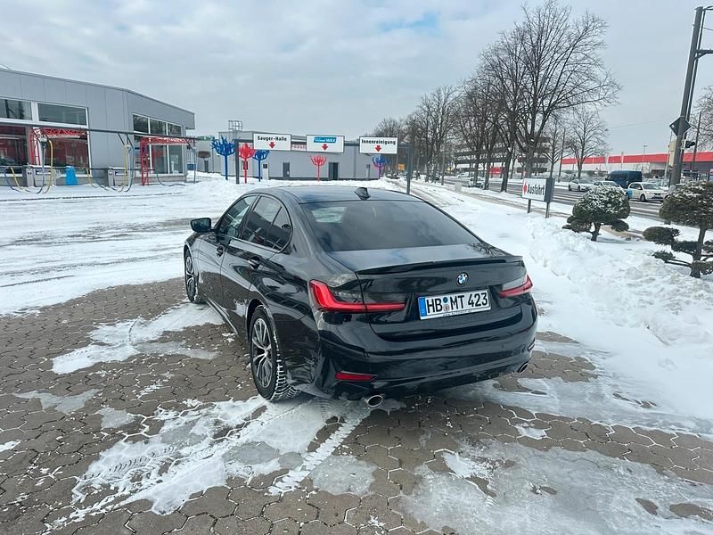 Gebraucht BMW 318 150 PS (110 kW) 2021 Schwarz Limousine