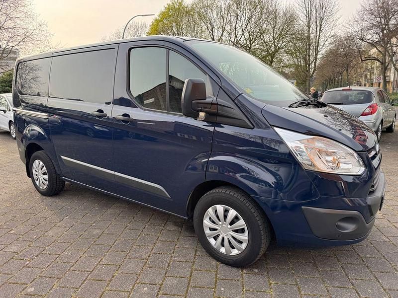 Gebraucht Ford Transit 105 PS (77 kW) 2017 Blau Van / Kleinbus