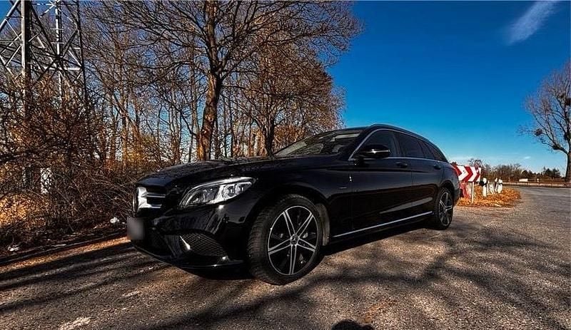 Gebraucht Mercedes E300 306 PS (225 kW) 2019 Schwarz Kombi