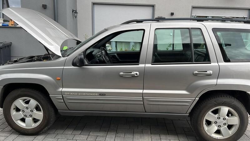 Silber Gebraucht 2021 Jeep Cherokee Limited SUV | 7.700 € - Bild 1/4