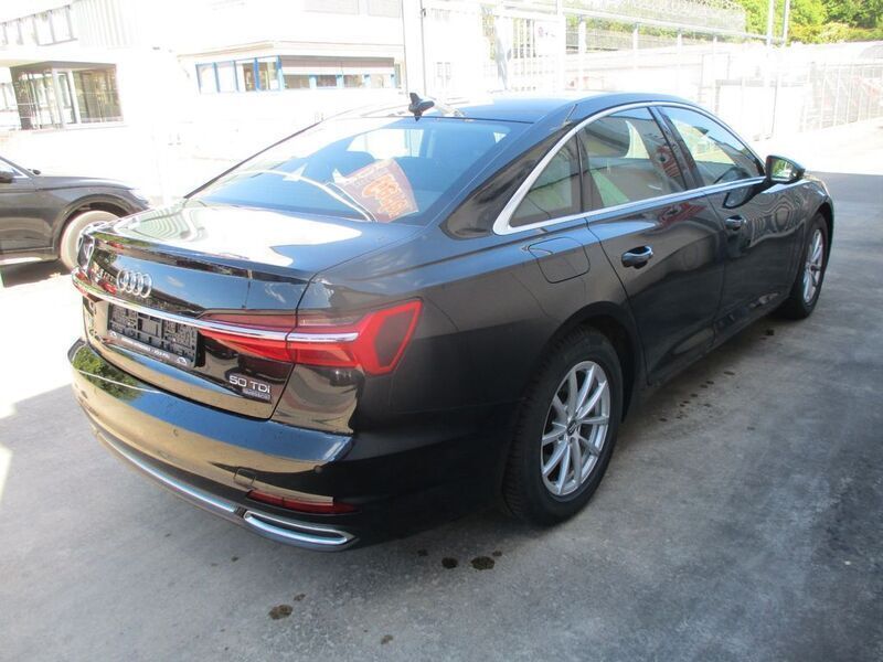 Gebraucht Audi A6 Sport 286 PS (210 kW) 2022 Schwarz Limousine