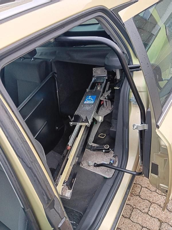 Gebraucht Opel Astra 2005 Gelb Kombi