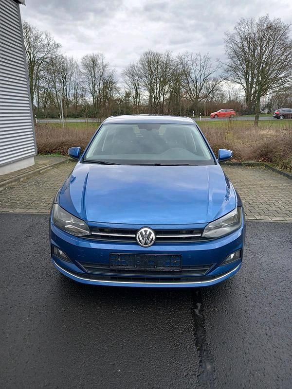 Gebraucht VW Polo Highline 116 PS (85 kW) 2018 Blau Kleinwagen